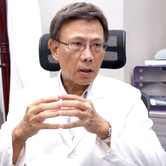 資深骨科主任沈慶源醫師說明足底筋膜炎問題
